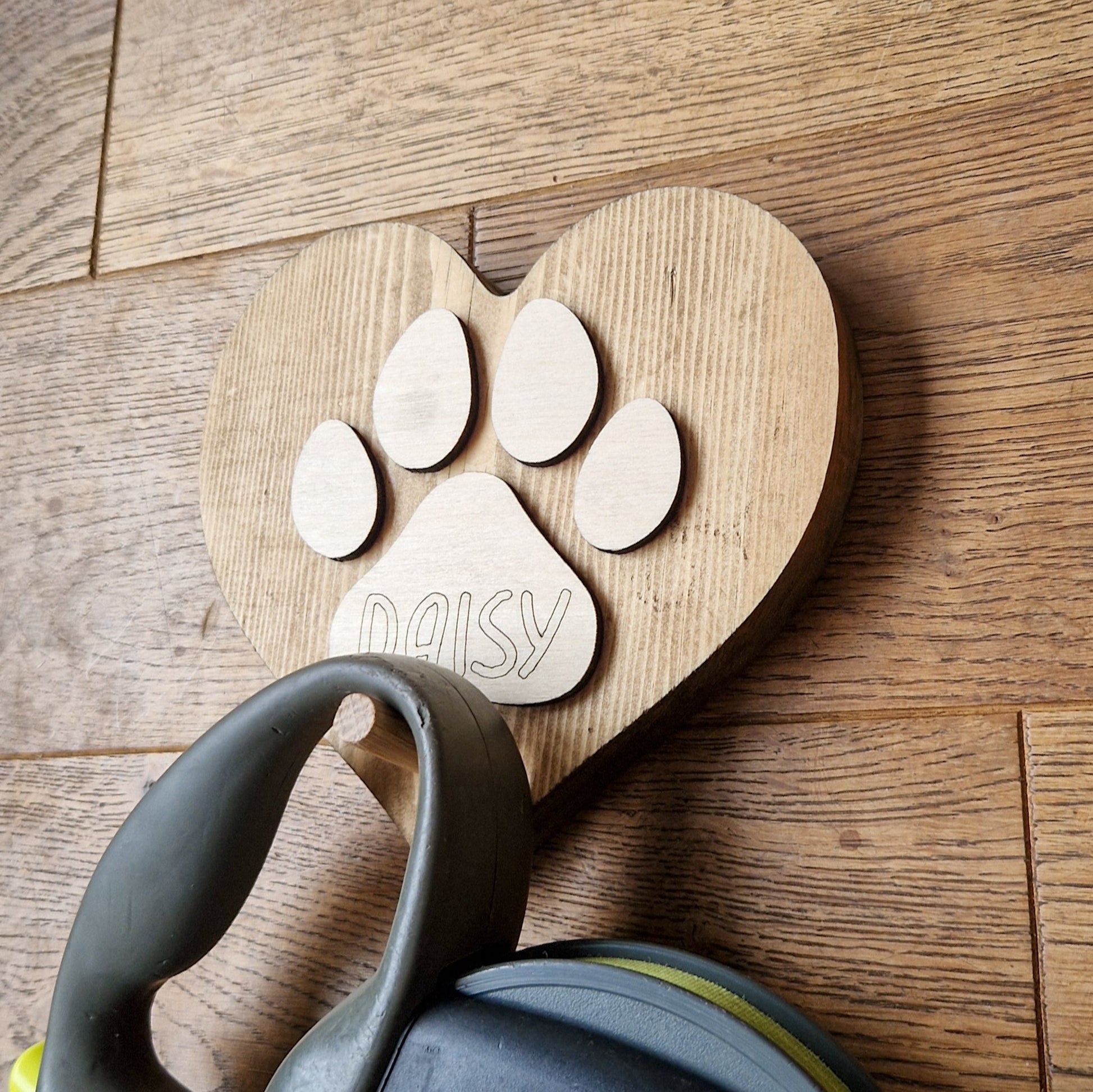 Personalised Wooden Pet Lead hanger - Wooden Pet Lead Hook - Clock Design Co™